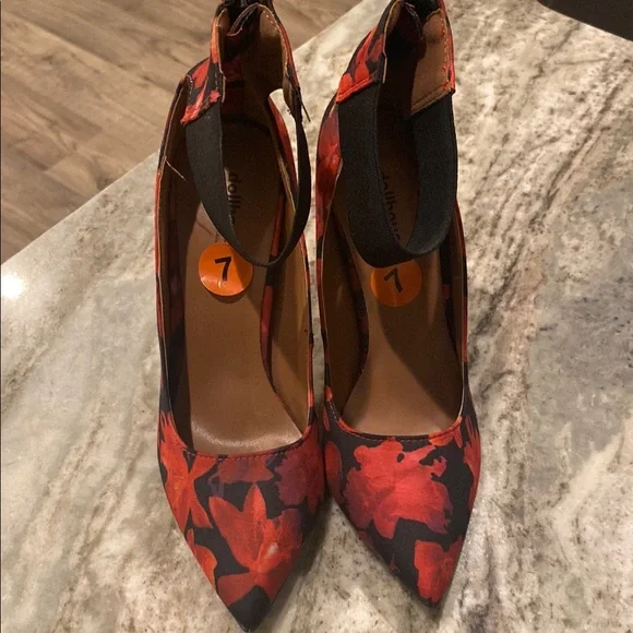 Floral Stiletto Heels - Picture 6 of 6